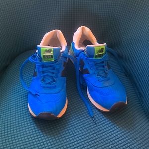 Men's new balance shoes